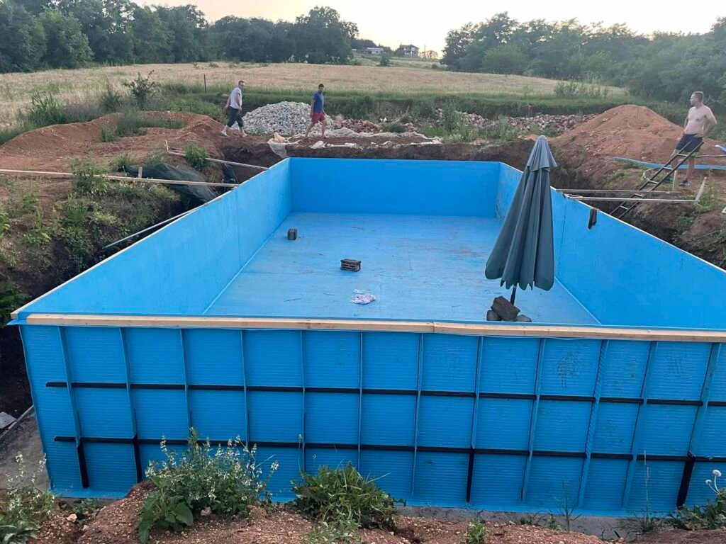 Bazen za kupanje dimenzija 7x4x1.5