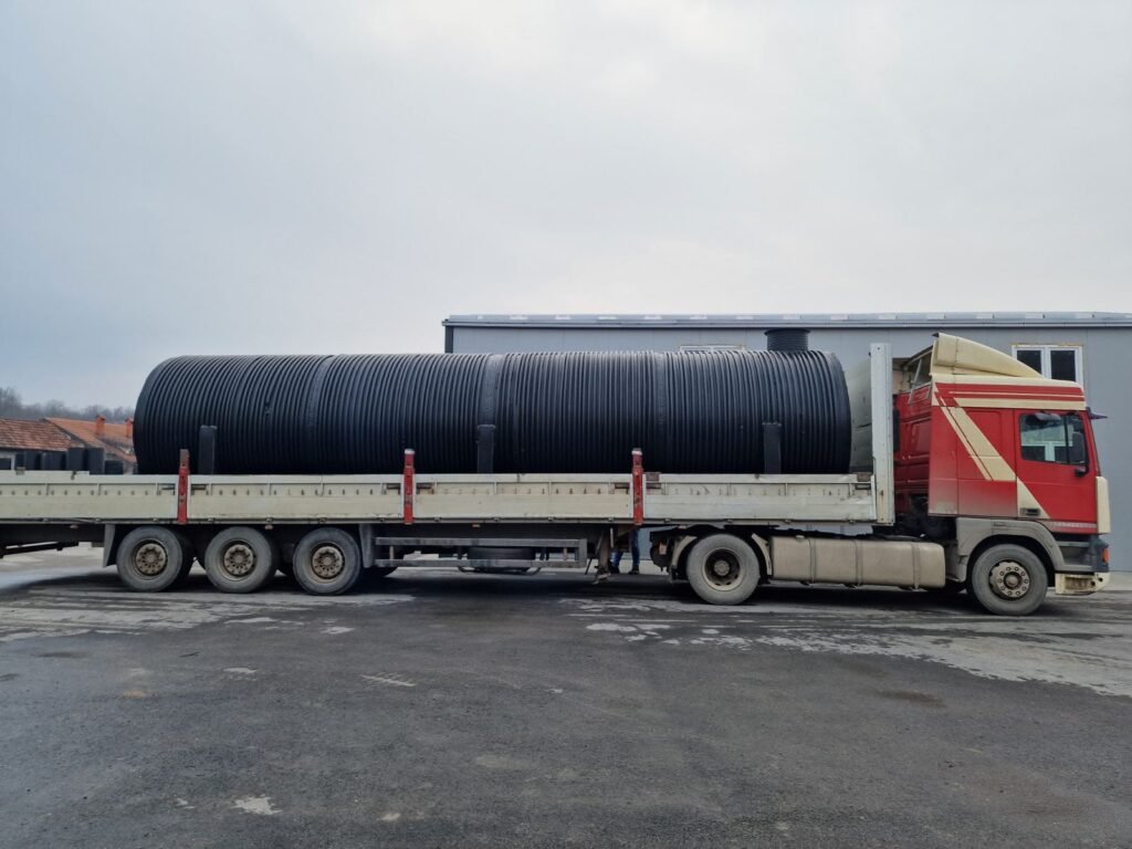 Horizontalni rezervoar sa legama 50.000 litara