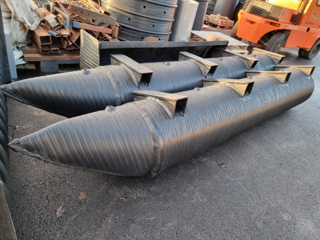 Pontoni sa špicem fi 6000 x 4 m