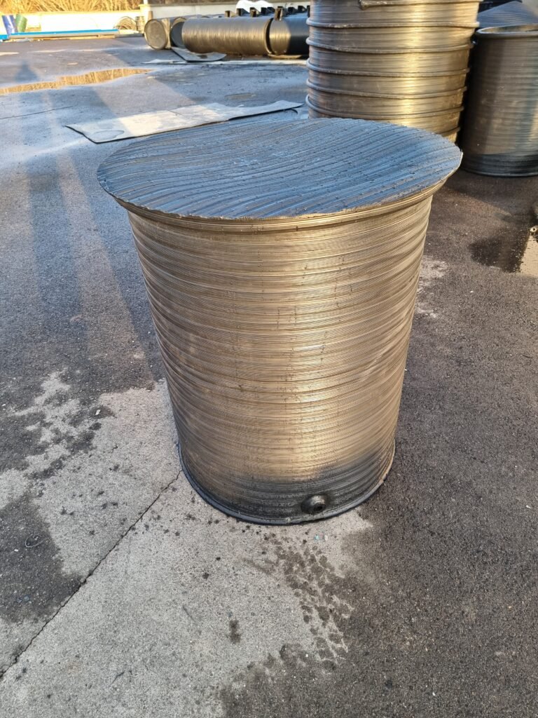 Plastična kaca sa poklopcem 500l