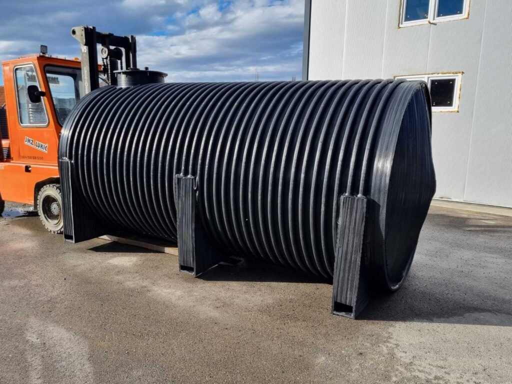 Rezervoar za vodu 15000l sa stopama